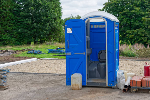 Best Portable Restroom Maintenance and Cleaning  in Perris, CA